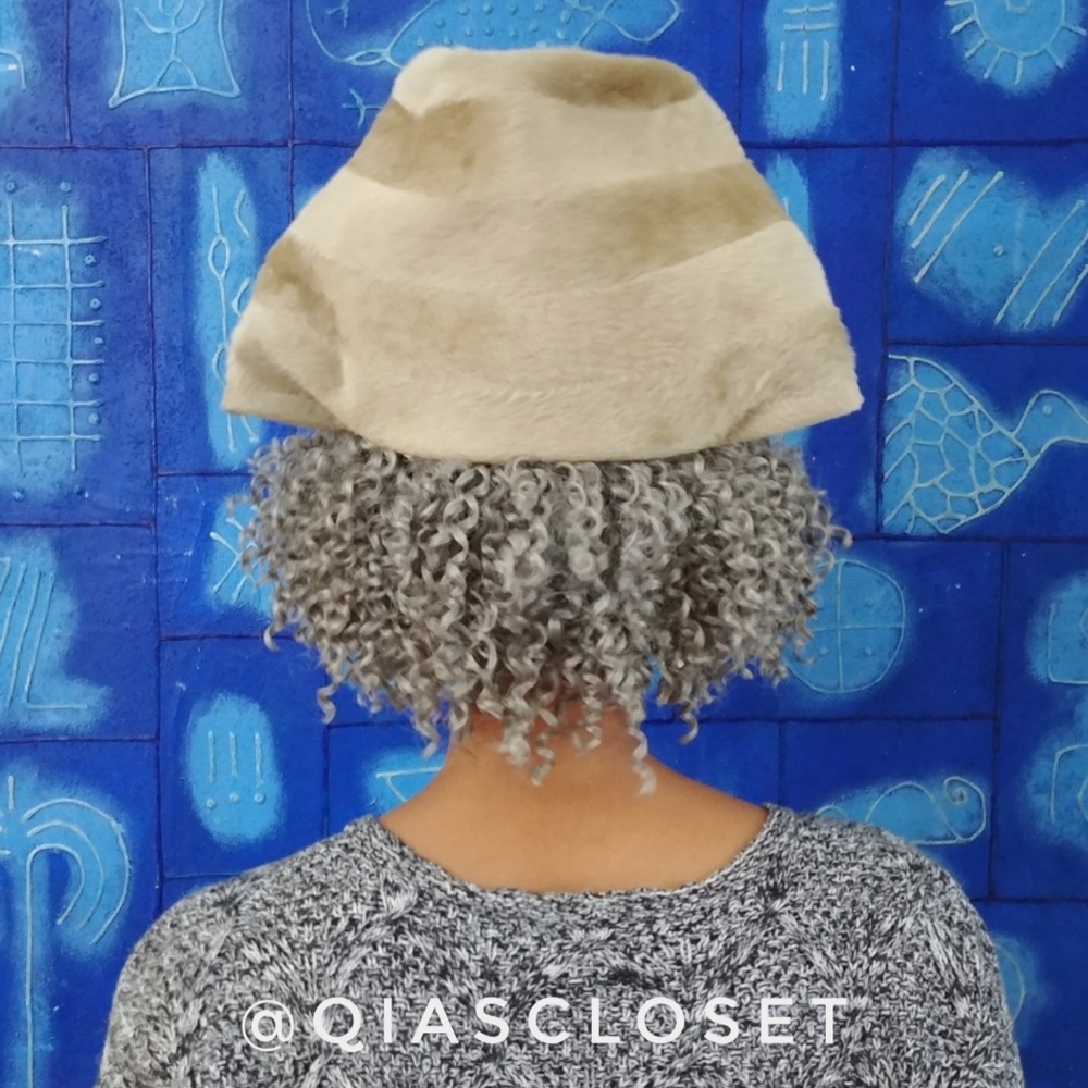 Meet your Posher, Qia